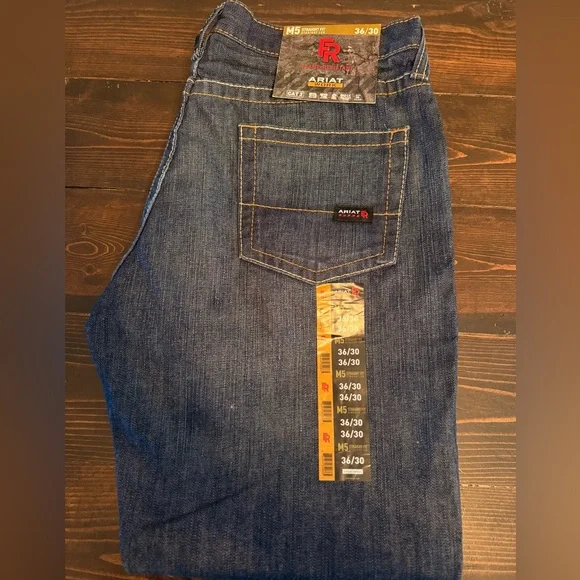 Ariat Men's FLAME RESISTANT work jeans - Picture 1 of 4